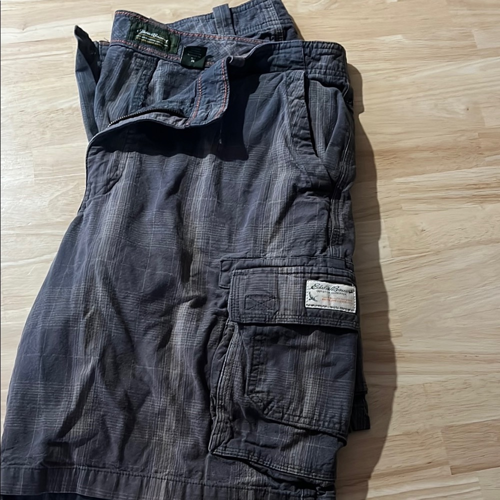 Eddie Bauer Black Cargo Shorts Relaxed Fit